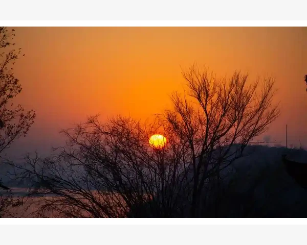 中小贸易商在小众品类B2B赛道如何站稳脚跟_进口化妆品B2B的核心资源筛选